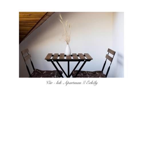 Vár-Lak Apartman