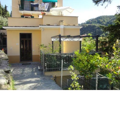 Varazze Apartment