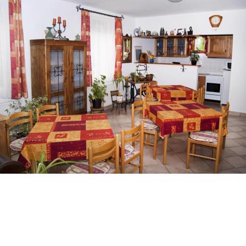 Varga Apartmanház