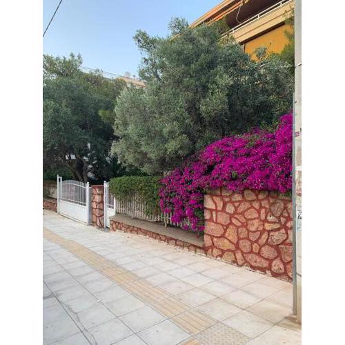 Varkiza Lux Apartment