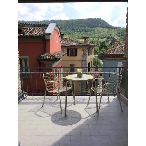 Varzi sotto i portici