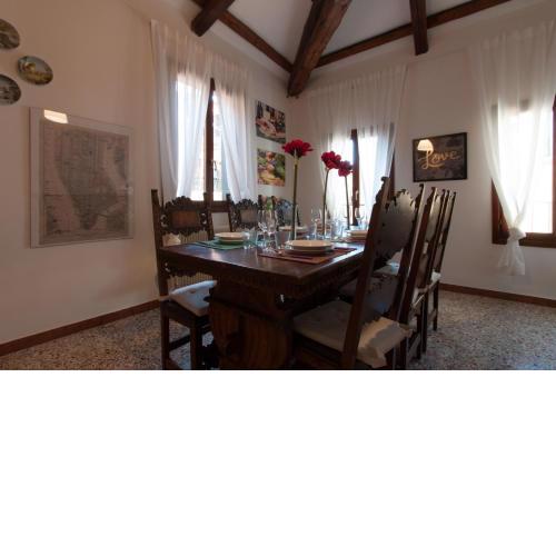 Ve-nice Suite Giuffa C4834