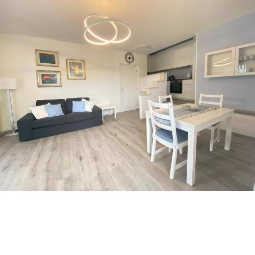 Vela Bianca Home Garda