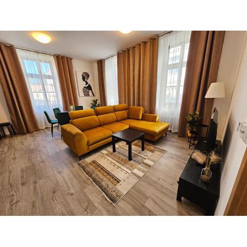 Velký byt 3+kk Klicperova, 2 ložnice