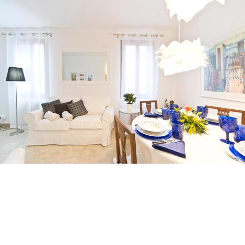 Venice Heaven Apartments Ca Matilde a stone's throw away from Campo Santo Stefano