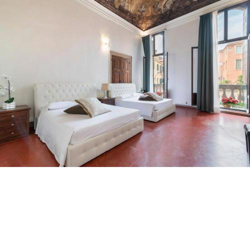 Venice Luxury Apartments