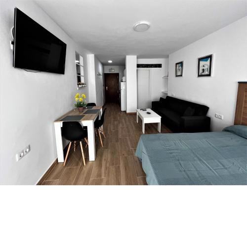 VER7 - ESTUDIO, Wifi, Fire Stick Amazon, Terraza, Vistas al mar, Piscina