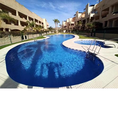 Vera-Fantástico Bajo con jardín y piscina-a 150 m de la playa