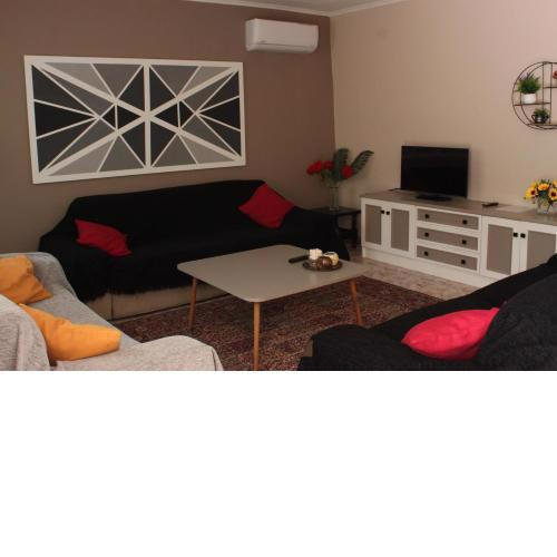 Veria Ammos apartment to farm with treehouse