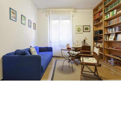 Vespucci Blue Apartment by Wonderful Italy