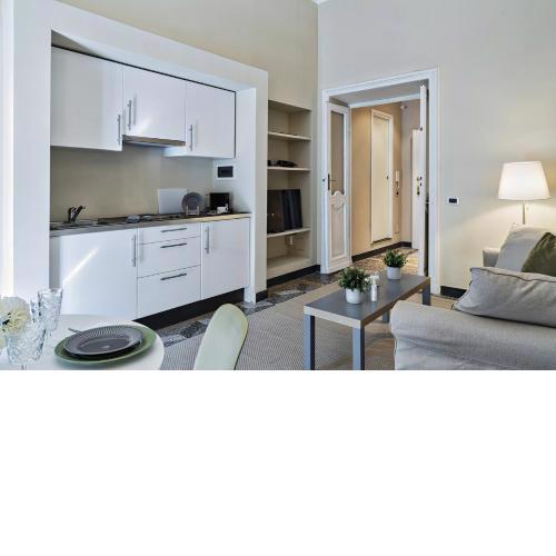Via Roma Luxury Apartment by Wonderful Italy