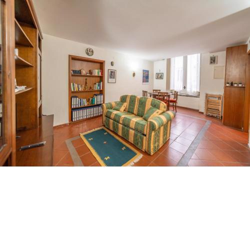 Via San Gregorio Armeno 41