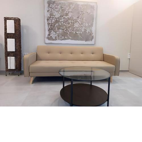 Vial Home 1