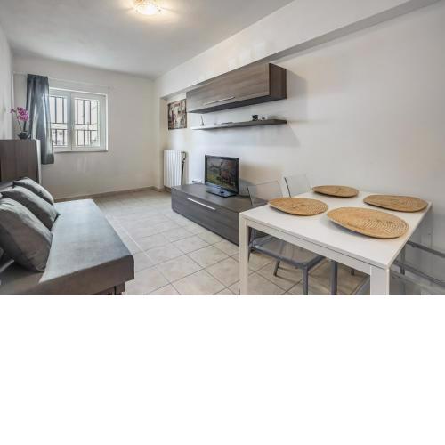 Viareggio Modern Apartment with Private Parking!