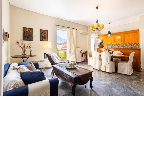 Vicky's Cozy Nest, Your Home by the Sea