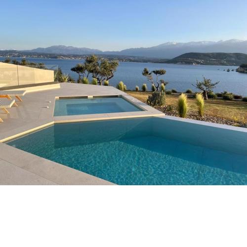 Vicky's Island View