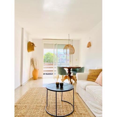 Vida Vibrante - 50m from the Arenal Beach - Private Parking
