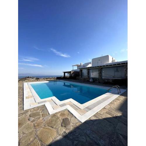 View villa Ornos