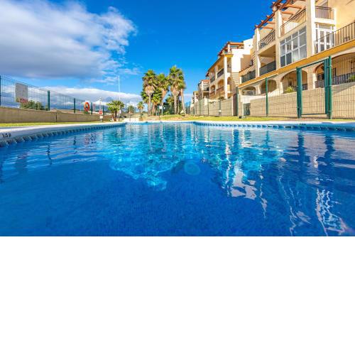 Views, pool & home office - Optic Fibre