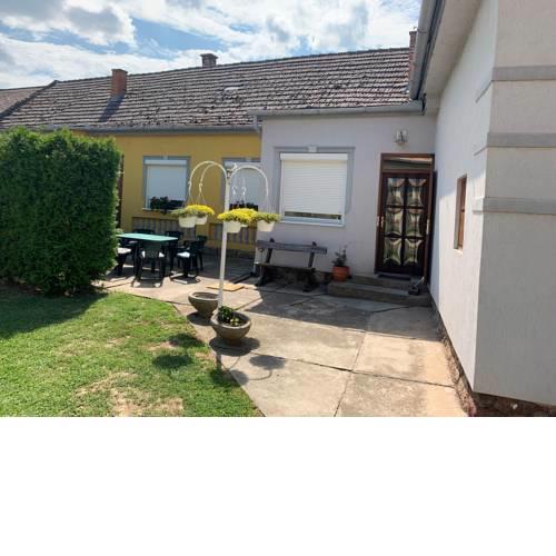 Viktor Apartmanház