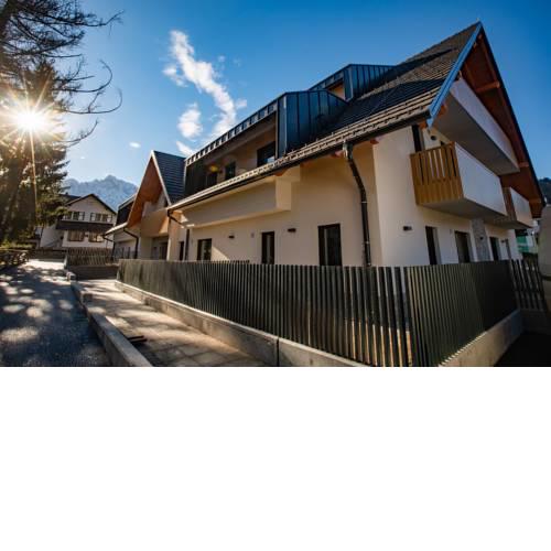 Vila Mojca Apartma Eva-Neža, Kranjska Gora (center)