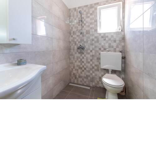 Vila Stari dvori