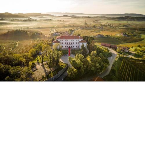 Vila Vipolže - Rooms & J. Suites