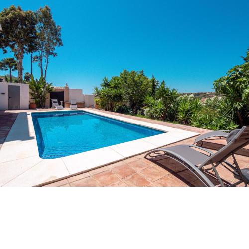 Villa 5 beds with private pool near Estepona - 5007