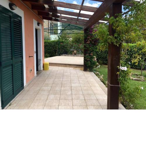 VILLA a MARE