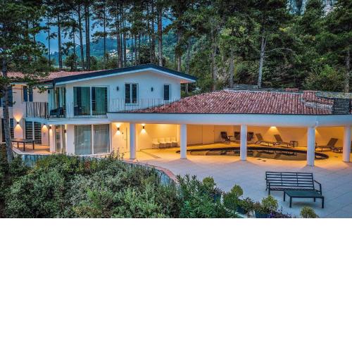 Villa Abetaia With Pool