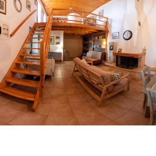 Villa Achinos