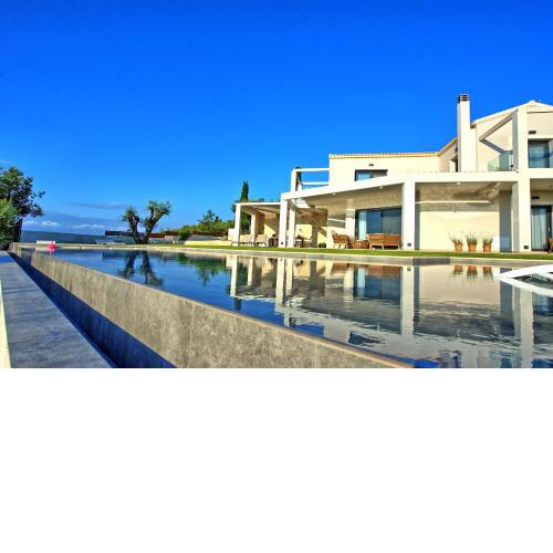 Villa Acropolitana by MediterraneanVillas