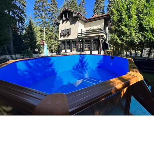 Villa Adis with Hot Swimming Pool, Jacuzzi & BBQ