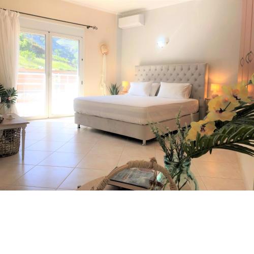 Villa Aeolus with private overflow, endless, heated pool