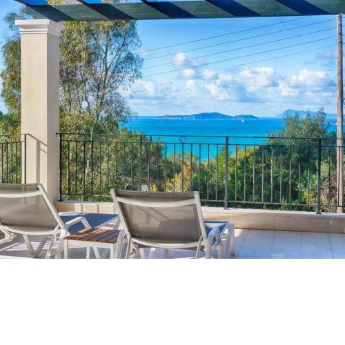 Villa Afionas - 3 minutes from the beach with heated Eco-Pool and Sunset view
