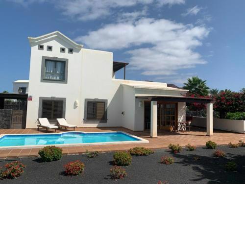 VILLA AGUAMARINA 52