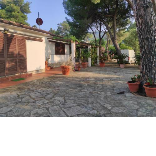 Villa ai Pini a Punta Perla - Goelba