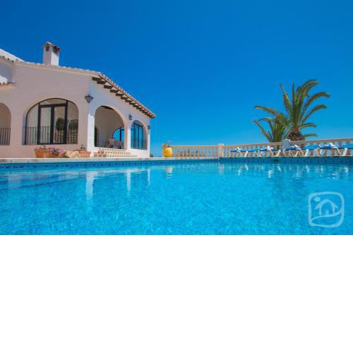 Villa Albatros by Abahana Villas