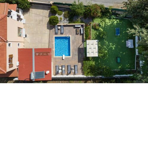 Villa Alex with private pool and jacuzzi