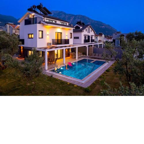 Villa Almilalin 6 bedroom Holiday Villa for Rent in Oludeniz