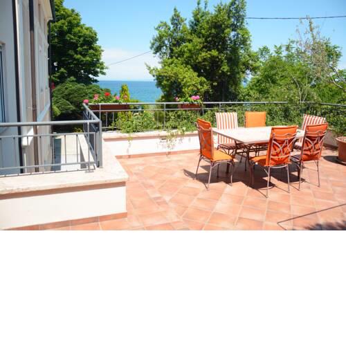 Villa Almira