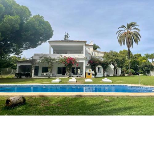Villa amarraco de lux