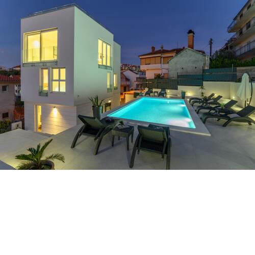 Villa Amazing View