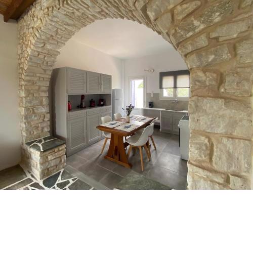 Villa Ambelas - Traditional House