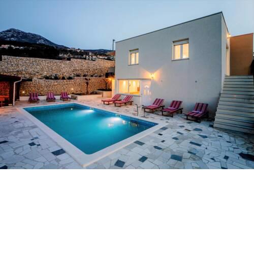 Villa Anabella with Pool