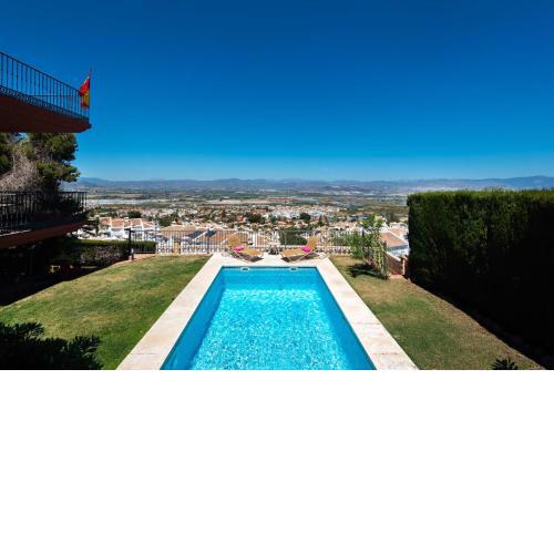 VILLA ANDALUCIA ATLANTIDA, casa con piscina privada