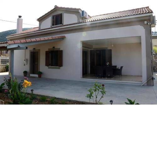 Villa Andrew Ithaki