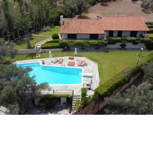 Villa Anna Family Relaxation Retreat