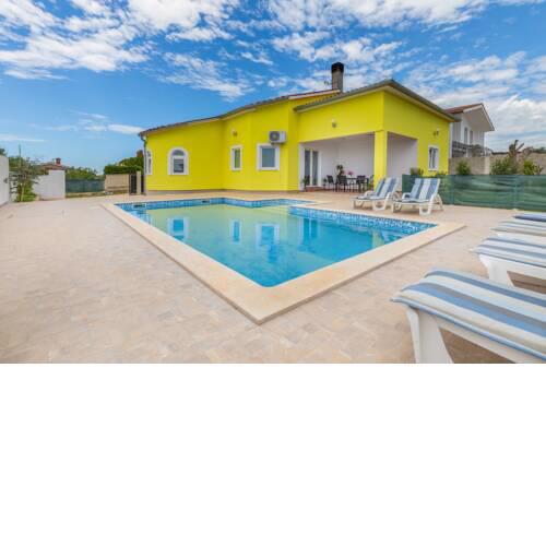 Villa Anstika
