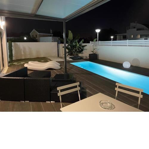 VILLA ANYWAY CONIL Un lujo frente al mar